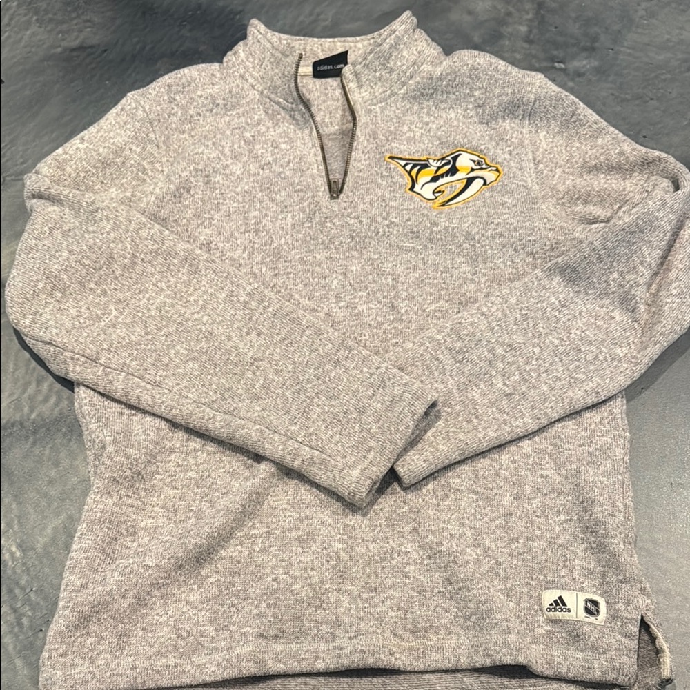 NHL - Nashville Predators Adidas Gray Half-Zip Sweater - Size Men’s Medium